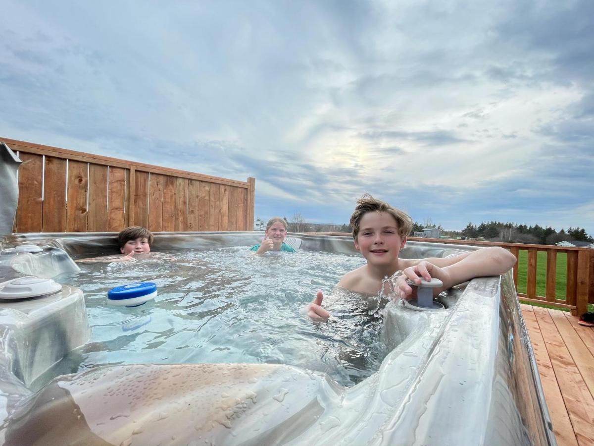 Cavendish Bosom Buddies Cottage Resort Екстериор снимка