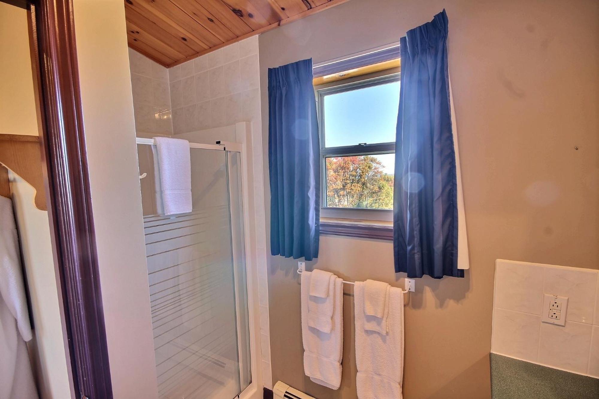 Cavendish Bosom Buddies Cottage Resort Стая снимка