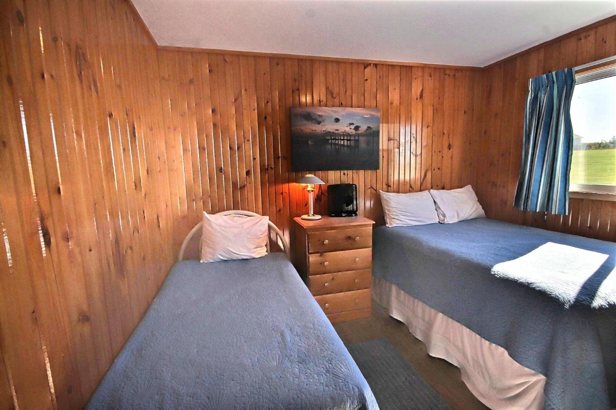 Cavendish Bosom Buddies Cottage Resort Стая снимка