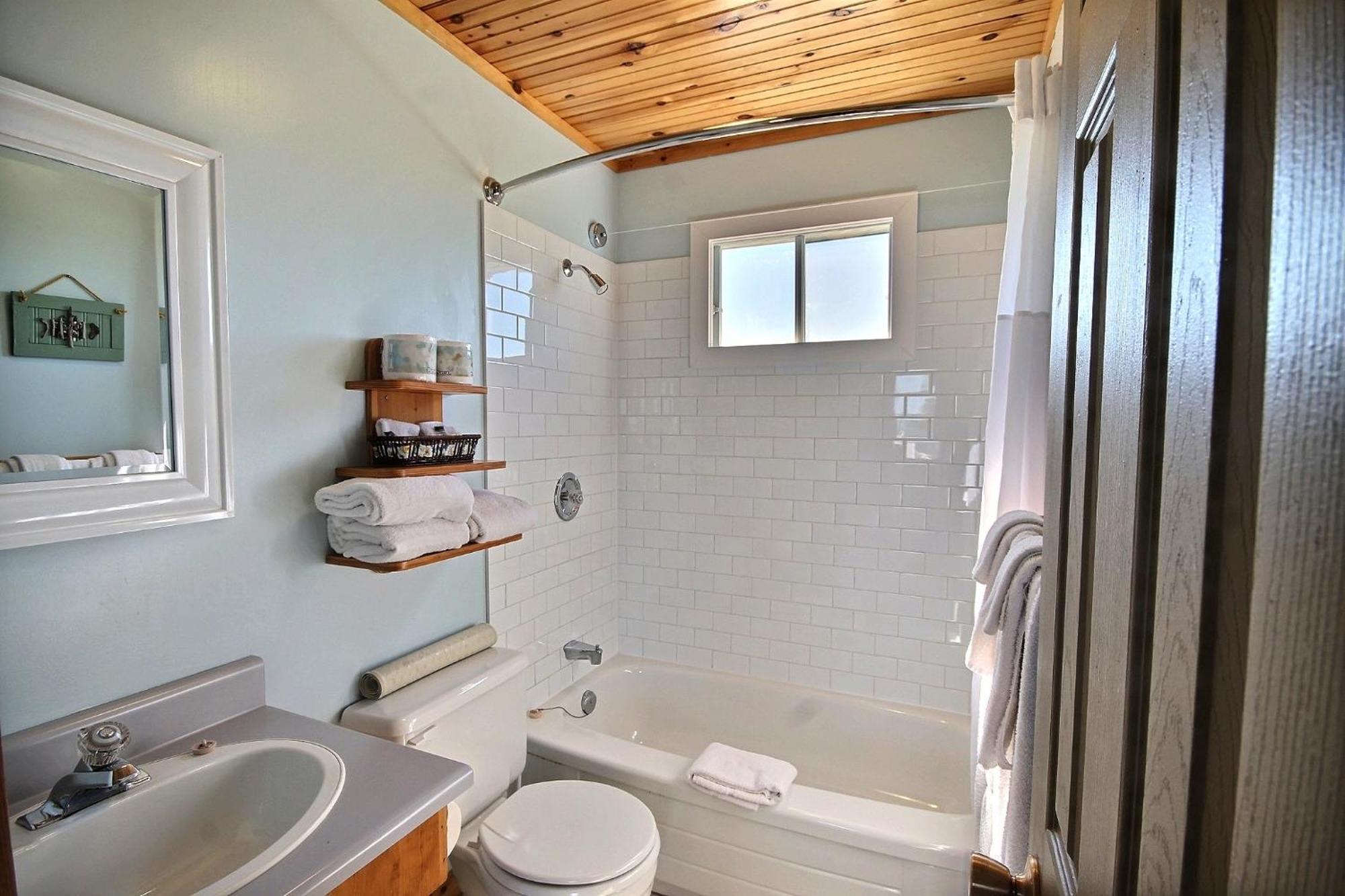 Cavendish Bosom Buddies Cottage Resort Стая снимка