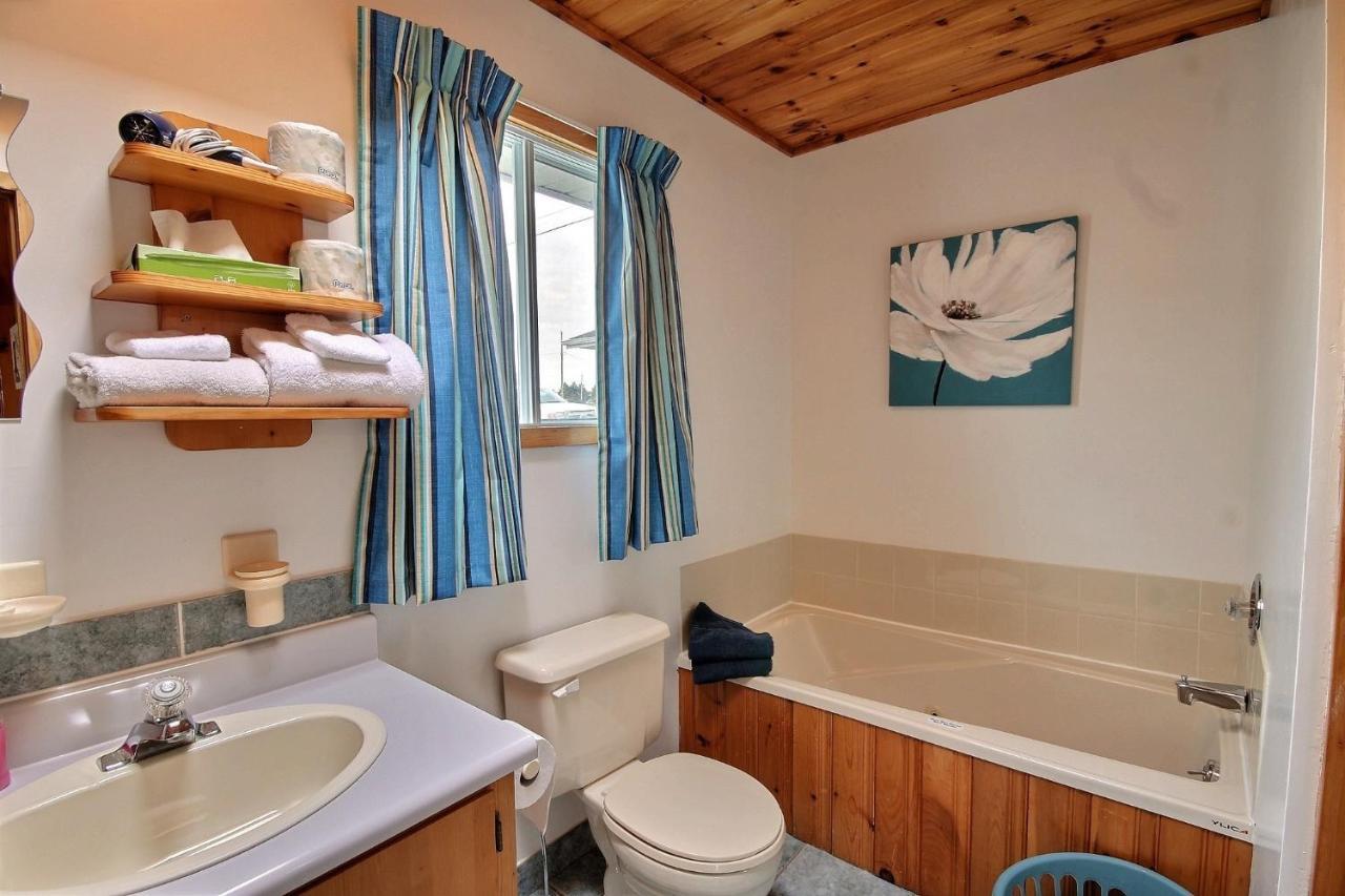 Cavendish Bosom Buddies Cottage Resort Стая снимка