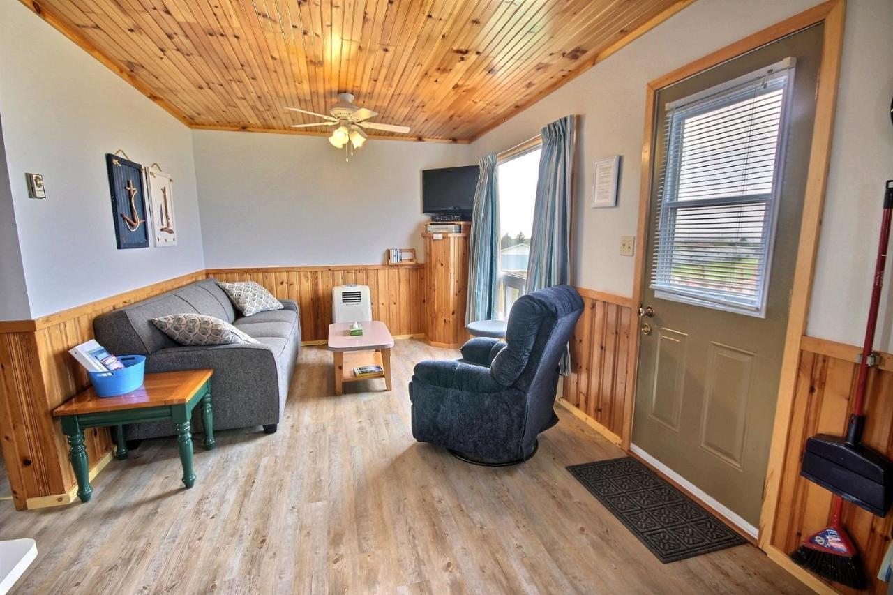 Cavendish Bosom Buddies Cottage Resort Стая снимка